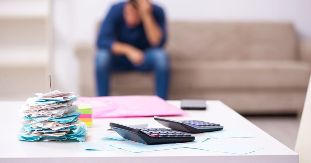 Financial-stress-facebook